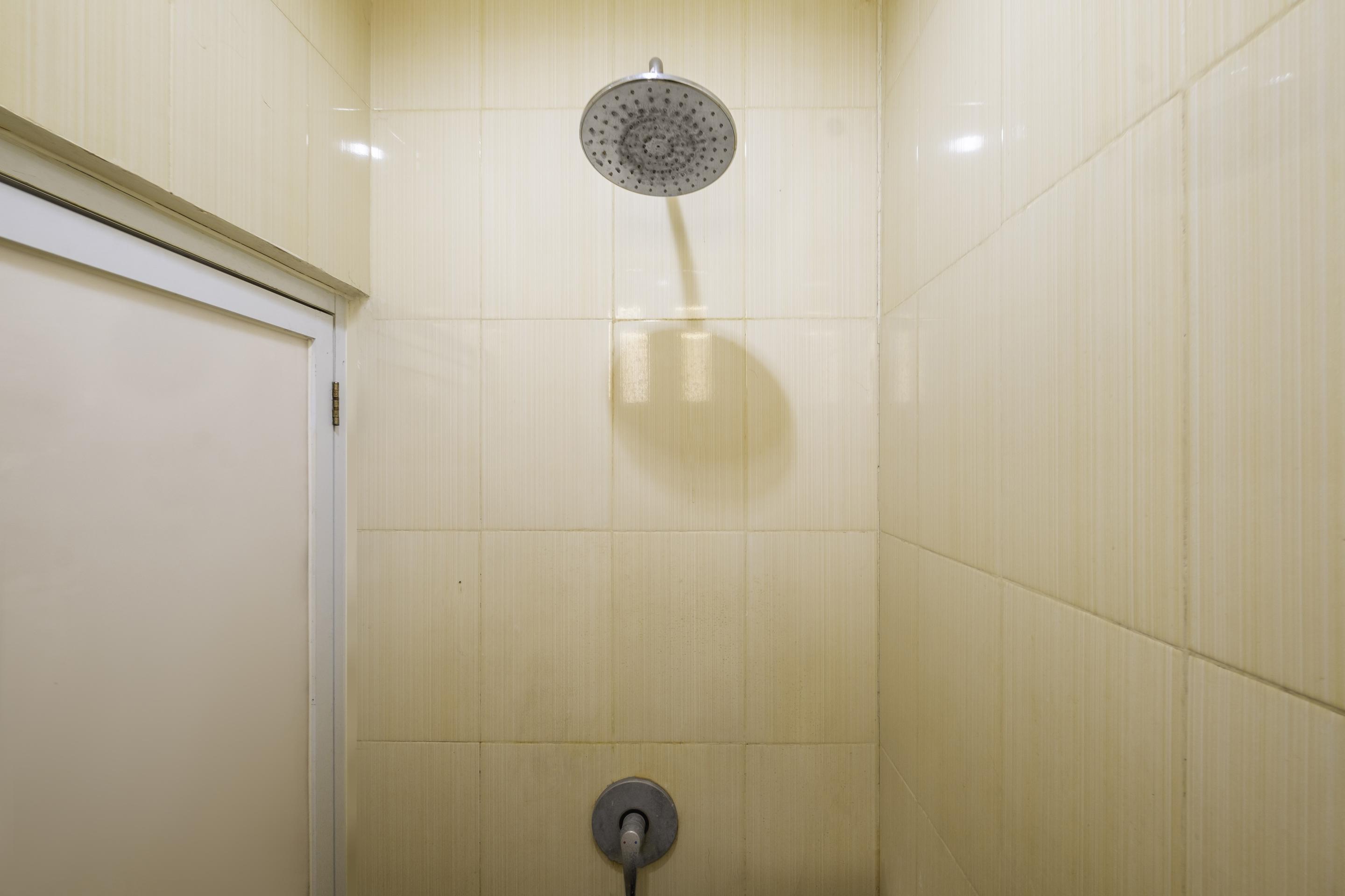 Karins Guesthouse Syariah Redpartner 万隆 外观 照片