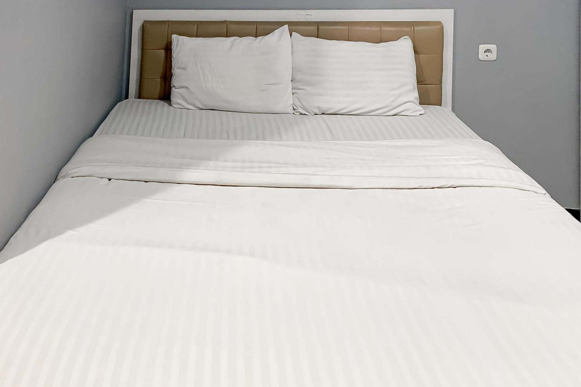 Karins Guesthouse Syariah Redpartner 万隆 外观 照片