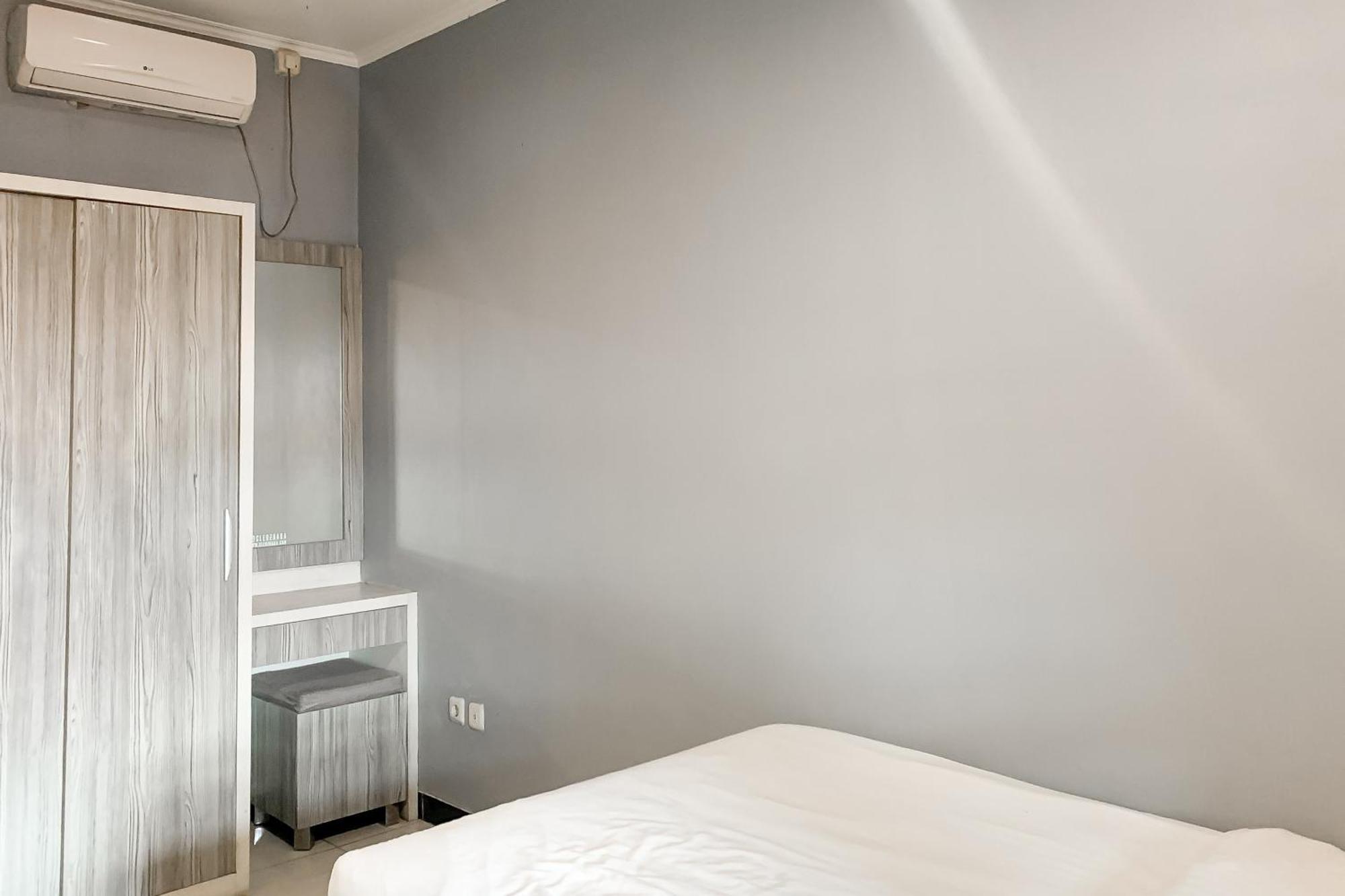 Karins Guesthouse Syariah Redpartner 万隆 外观 照片