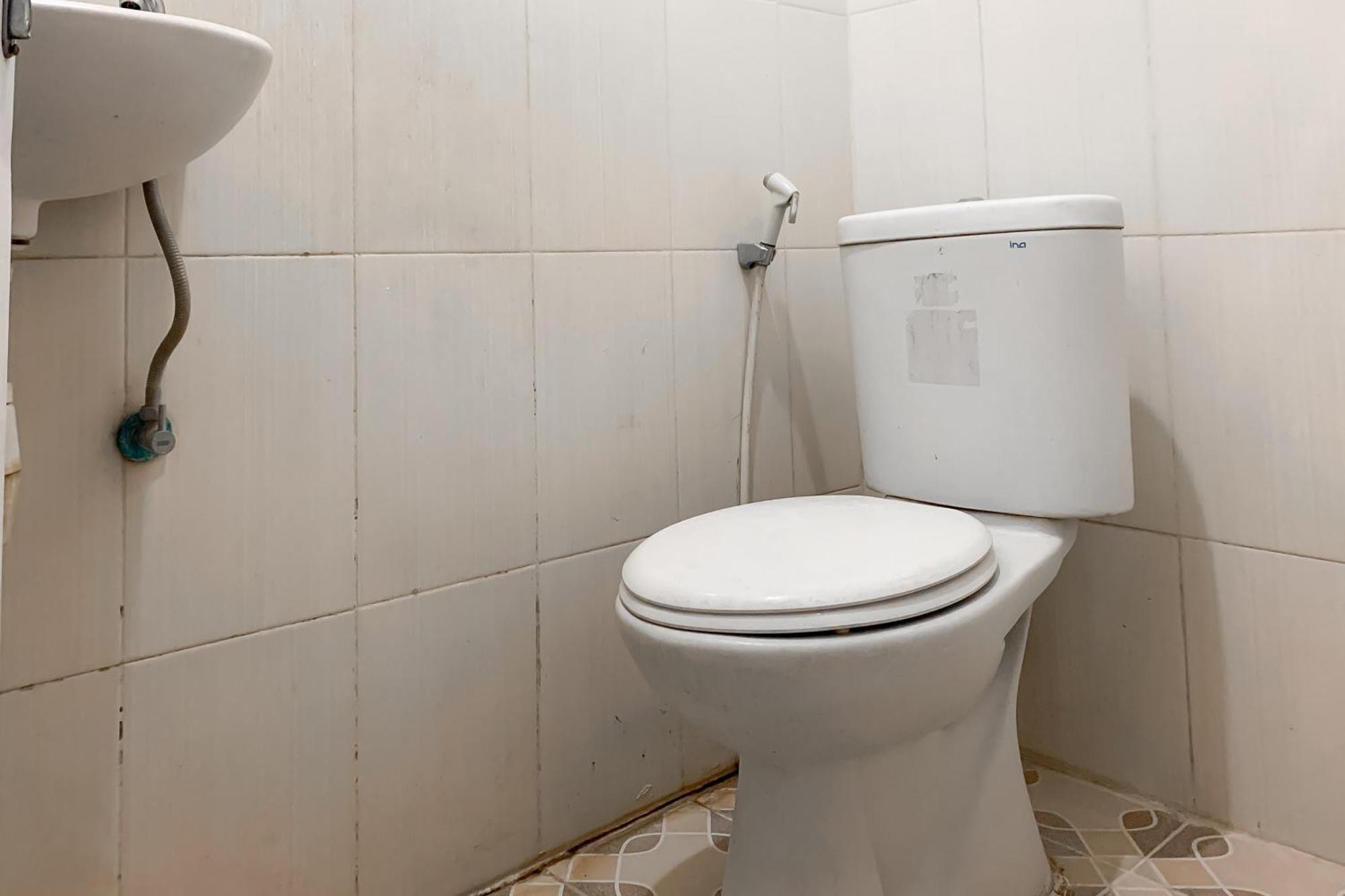 Karins Guesthouse Syariah Redpartner 万隆 外观 照片
